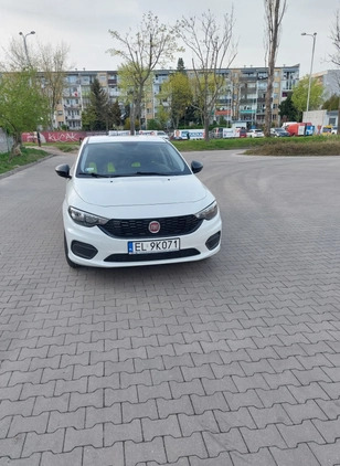 Fiat Tipo cena 45000 przebieg: 17000, rok produkcji 2018 z Łódź małe 16